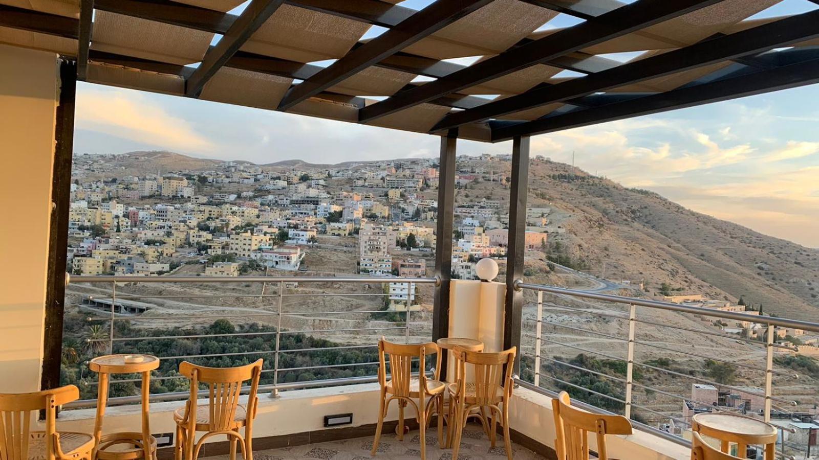 Shaqilath Hotel Wadi Musa Extérieur photo