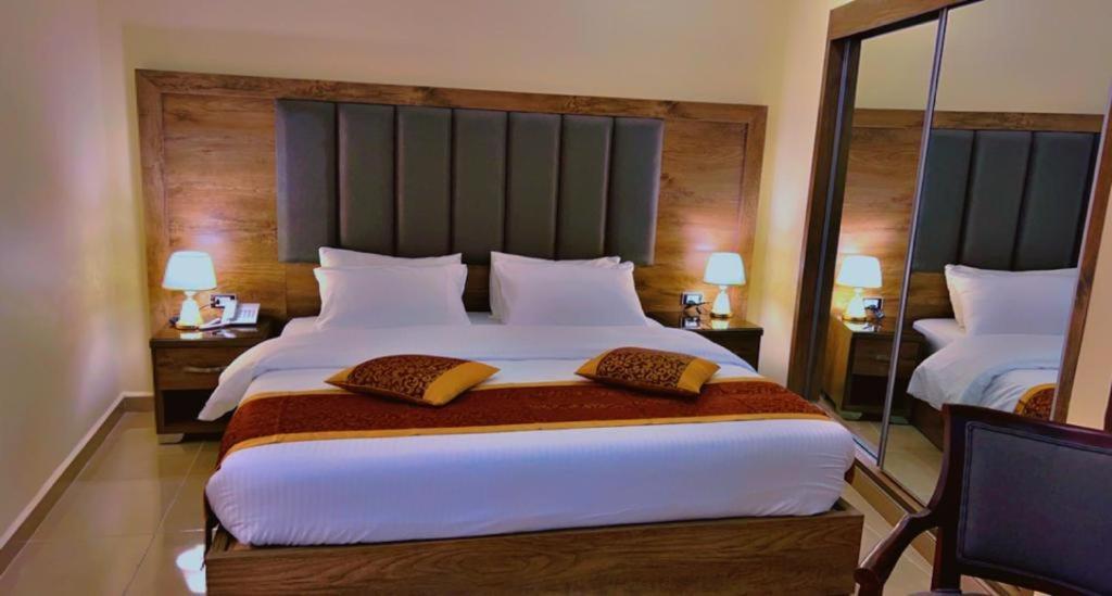 Shaqilath Hotel Wadi Musa Extérieur photo